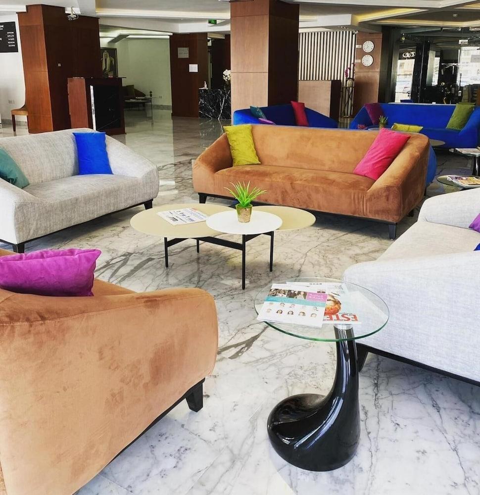 Nova Park Hotel Sharjah Bagian luar foto