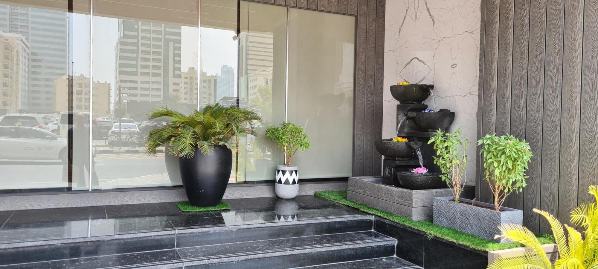Nova Park Hotel Sharjah Bagian luar foto