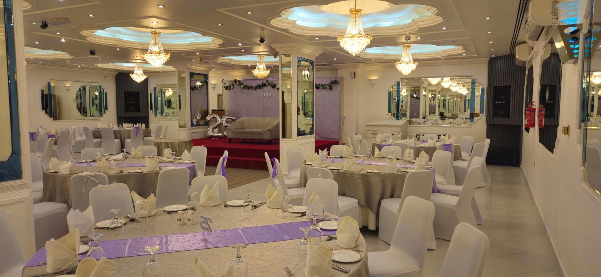Nova Park Hotel Sharjah Bagian luar foto